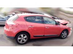 RENAULT MEGANE III BERLINA 5 P