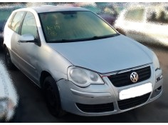 VOLKSWAGEN POLO (9N3)