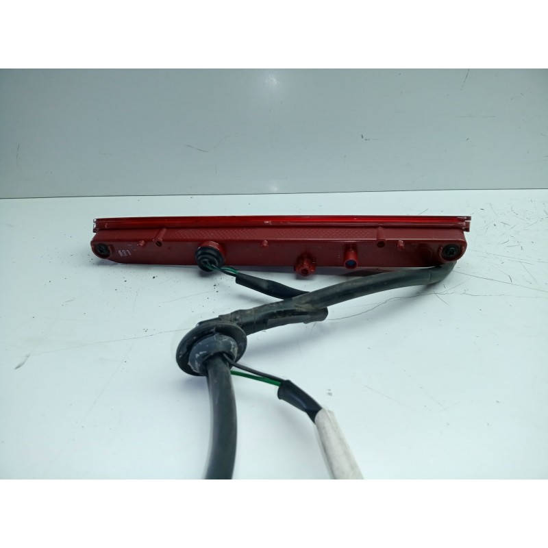 Recambio de luz central de freno para opel mokka x 1.4 16v turbo referencia OEM IAM 95151129  