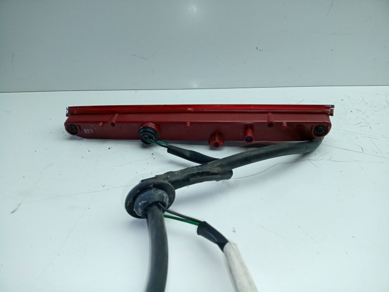 Recambio de luz central de freno para opel mokka x 1.4 16v turbo referencia OEM IAM 95151129  