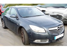 OPEL INSIGNIA BERLINA