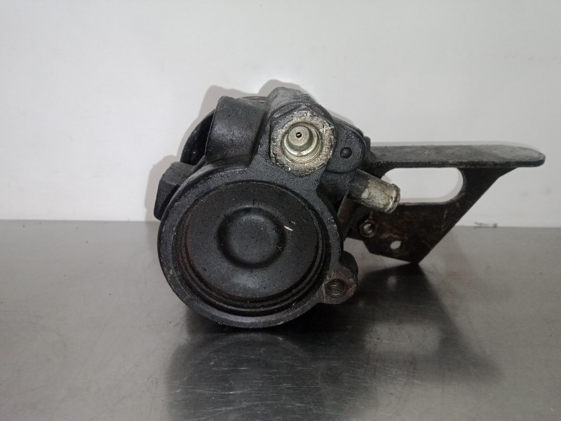 Recambio de bomba servodireccion para renault 19 (b/c/l53) 1.9 td referencia OEM IAM 26002593  