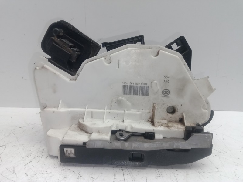 Recambio de cerradura puerta trasera derecha para seat leon (5f1) 1.6 tdi referencia OEM IAM 5K4839016Q  