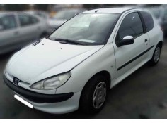 PEUGEOT 206 BERLINA
