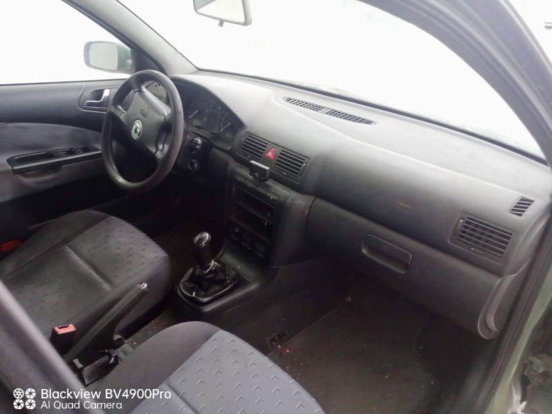 skoda octavia i (1u2) del año 2002