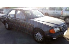 MERCEDES-BENZ CLASE C (W202) BERLINA