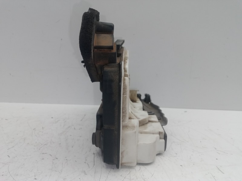 Recambio de cerradura puerta trasera derecha para seat leon (5f1) 1.6 tdi referencia OEM IAM 5K4839016Q  