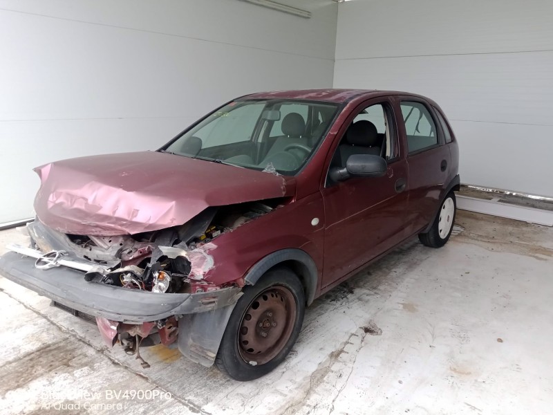 opel corsa c (x01) del año 2003