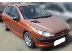 PEUGEOT 206 BERLINA
