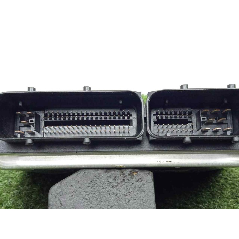 Recambio de centralita motor uce para volkswagen passat berlina (3b3) 1.9 tdi referencia OEM IAM 0281010558-038906019EH-EDC15P+ 