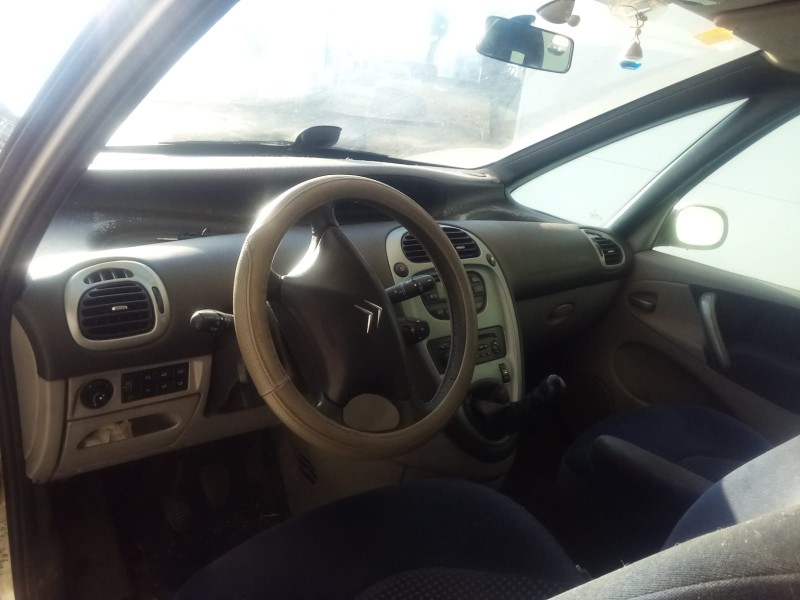 citroën xsara picasso (n68) del año 2004