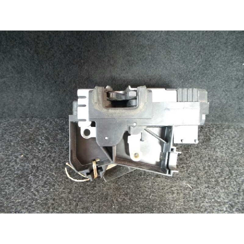 Recambio de cerradura puerta delantera izquierda para opel zafira a 2.2 16v dti cat (y 22 dtr / l50) referencia OEM IAM 24444015