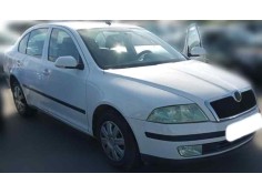 SKODA OCTAVIA BERLINA (1Z3)