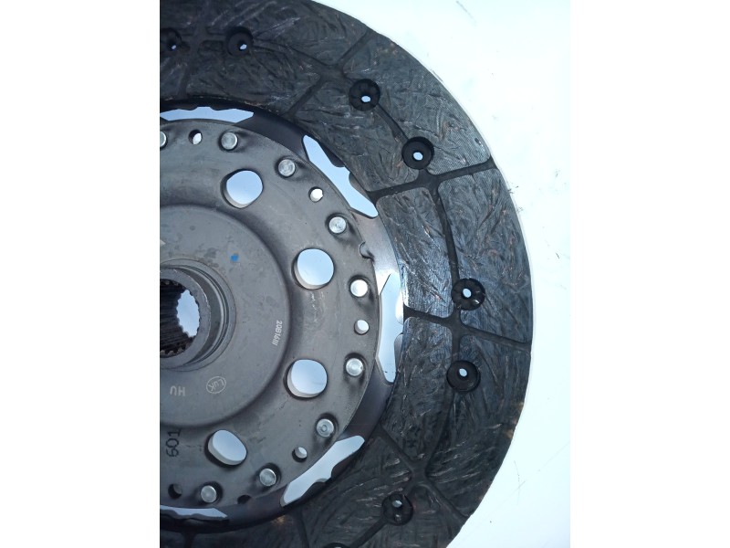 Recambio de kit embrague para mitsubishi grandis (na0w) 2.0 di-d cat referencia OEM IAM 20B16III-F5300  