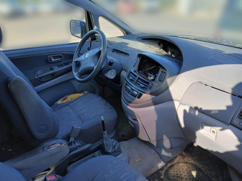 toyota previa ii (_r3_) del año 2002