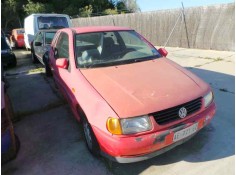 VOLKSWAGEN POLO BERLINA (6N1)