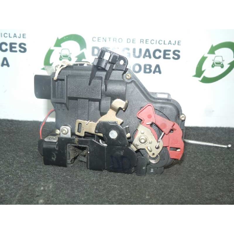 Recambio de cerradura puerta delantera derecha para audi a2 (8z) 1.4 16v referencia OEM IAM  ELECTRICA VARILLA