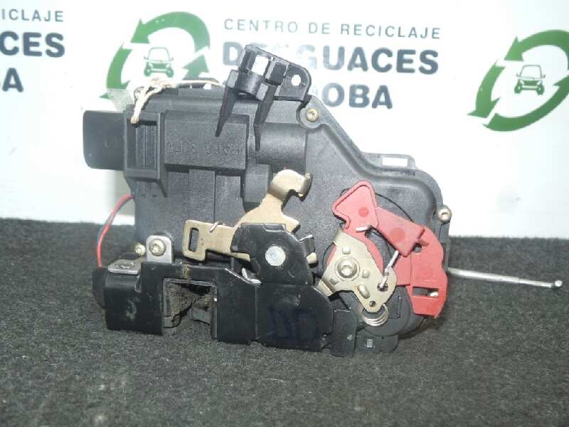 Recambio de cerradura puerta delantera derecha para audi a2 (8z) 1.4 16v referencia OEM IAM  ELECTRICA VARILLA