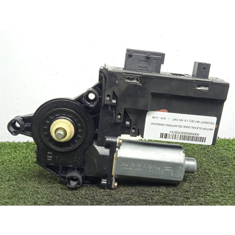 Recambio de motor elevalunas delantero derecho para peugeot 307 (s1) 1.6 16v cat referencia OEM IAM 0130821766-9634457480 BOSCH 