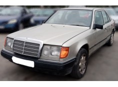 MERCEDES-BENZ CLASE E (W124) BERLINA