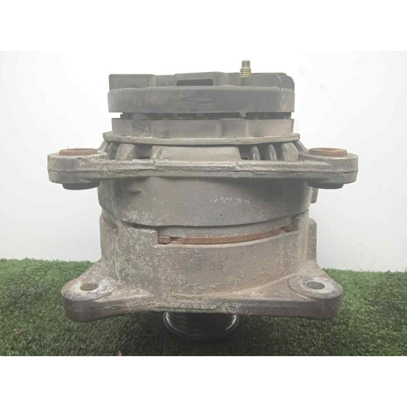 Recambio de alternador para renault clio iii 1.5 dci diesel referencia OEM IAM 0124425037-8200390675 120AH - BOSCH POLEA.EMBRAGU