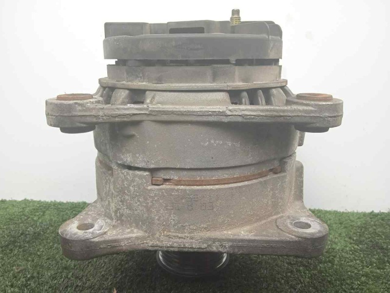 Recambio de alternador para renault clio iii 1.5 dci diesel referencia OEM IAM 0124425037-8200390675 120AH - BOSCH POLEA.EMBRAGU