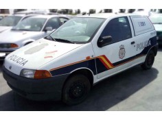 FIAT PUNTO BERLINA (176)