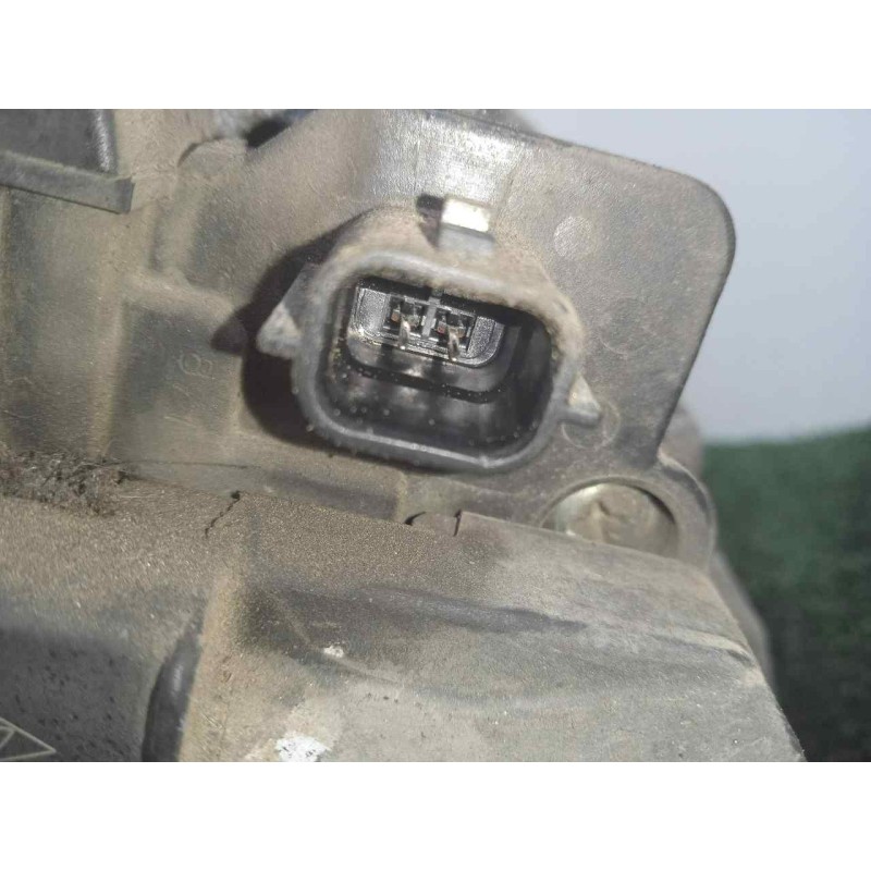 Recambio de alternador para renault clio iii 1.5 dci diesel referencia OEM IAM 0124425037-8200390675 120AH - BOSCH POLEA.EMBRAGU