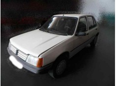 PEUGEOT 205 BERLINA