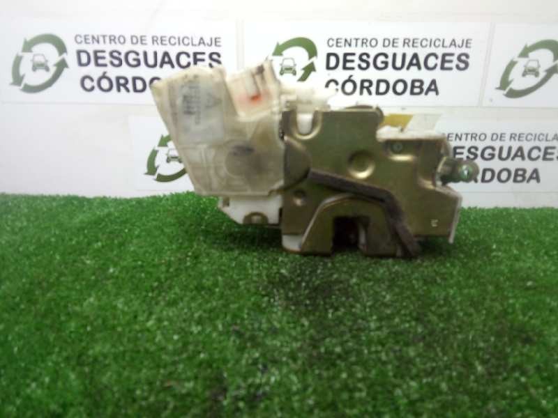 Recambio de cerradura puerta delantera derecha para nissan pick-up (d22) 2.5 16v turbodiesel cat referencia OEM IAM 805525P003  