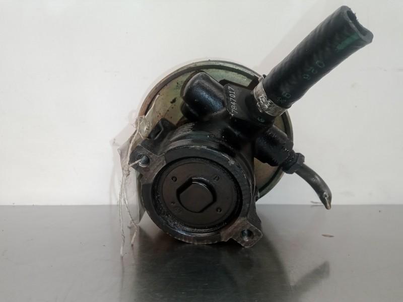 Recambio de bomba direccion para peugeot 405 berlina 1.6 referencia OEM IAM 7849701  