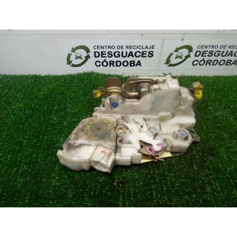 Recambio de cerradura puerta delantera derecha para nissan pick-up (d22) 2.5 16v turbodiesel cat referencia OEM IAM 805525P003  