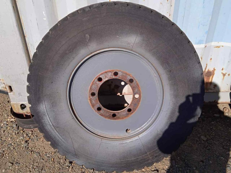 Recambio de neumatico para man 11. 136 h (4x4) referencia OEM IAM 13R22.5-154/150K MICHELIN XDY INCLUYE.LLANTA