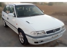 OPEL ASTRA F BERLINA