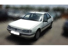 PEUGEOT 405 BERLINA