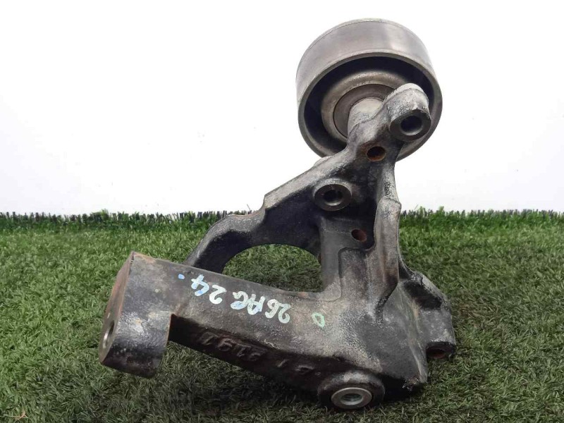 Recambio de soporte alternador para toyota hilux (kun) referencia OEM IAM 125010E011  