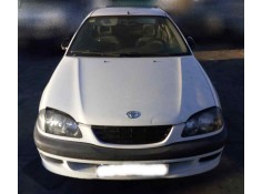TOYOTA AVENSIS BERLINA (T 22)