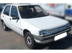 PEUGEOT 205 BERLINA