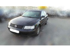 VOLKSWAGEN PASSAT BERLINA (3B2)