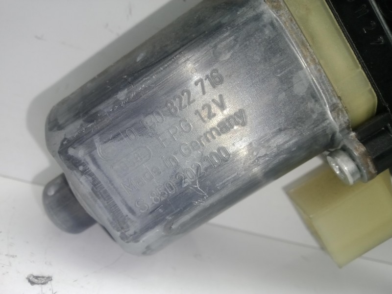 Recambio de motor elevalunas delantero derecho para seat leon (5f1) 1.6 tdi referencia OEM IAM 5Q0959802B-0130822716  