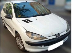 PEUGEOT 206 BERLINA