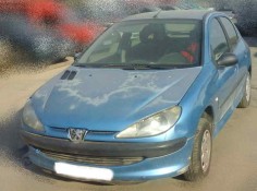 PEUGEOT 206 BERLINA