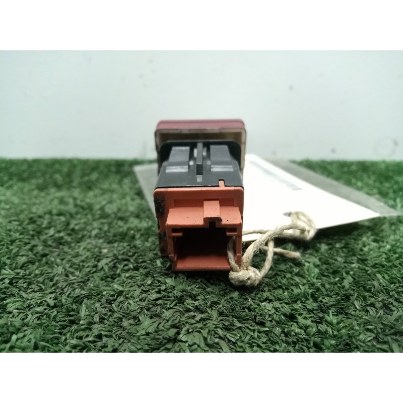 Recambio de warning para peugeot partner kasten 1.6 16v hdi fap referencia OEM IAM 96583113KR 3.PINES 