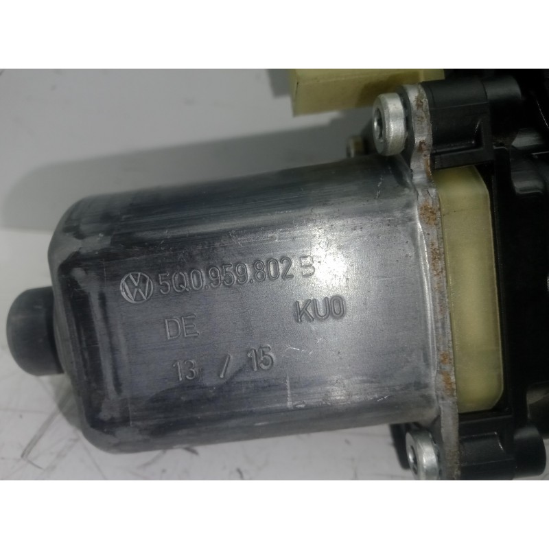 Recambio de motor elevalunas delantero derecho para seat leon (5f1) 1.6 tdi referencia OEM IAM 5Q0959802B-0130822716  