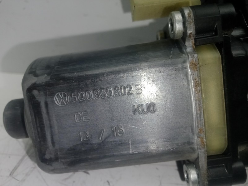 Recambio de motor elevalunas delantero derecho para seat leon (5f1) 1.6 tdi referencia OEM IAM 5Q0959802B-0130822716  