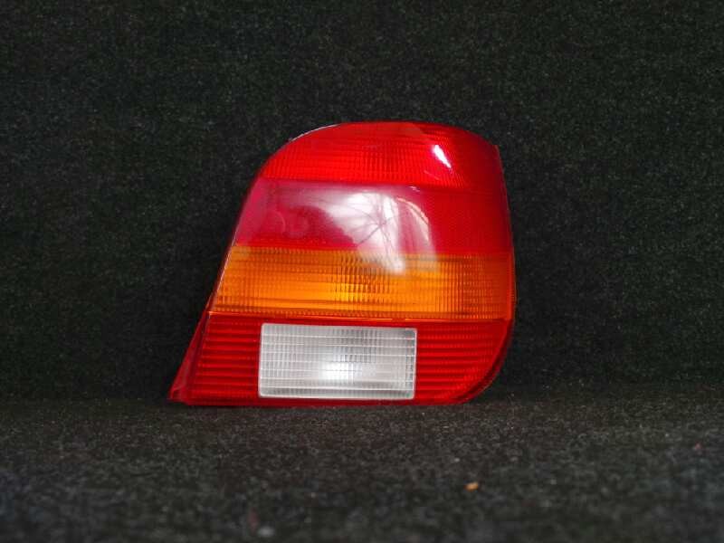 Recambio de piloto trasero derecho para ford fiesta berl./courier 1.1 cat referencia OEM IAM  FIESTA.90 