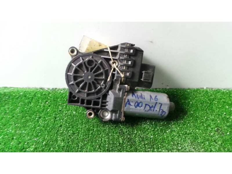 Recambio de motor elevalunas delantero izquierdo para audi a6 avant (4b5) referencia OEM IAM 0130821775 102853 1102003143