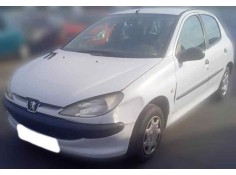 PEUGEOT 206 BERLINA