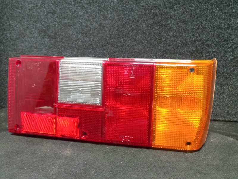 Recambio de piloto trasero izquierdo para fiat regata berlina referencia OEM IAM 04375139I MATERIAL NUEVO 