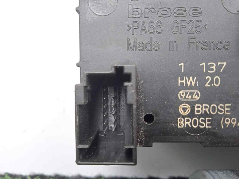 Recambio de motor elevalunas delantero derecho para peugeot 407 1.6 hdi referencia OEM IAM 9663036480-1137328400-994328108-01308
